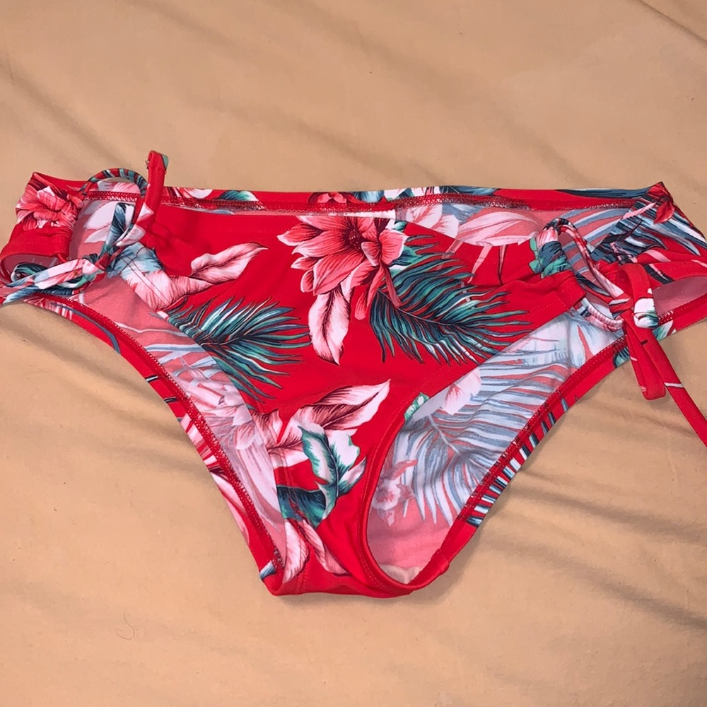 Target Kona Sol Bikini Bottoms ✨